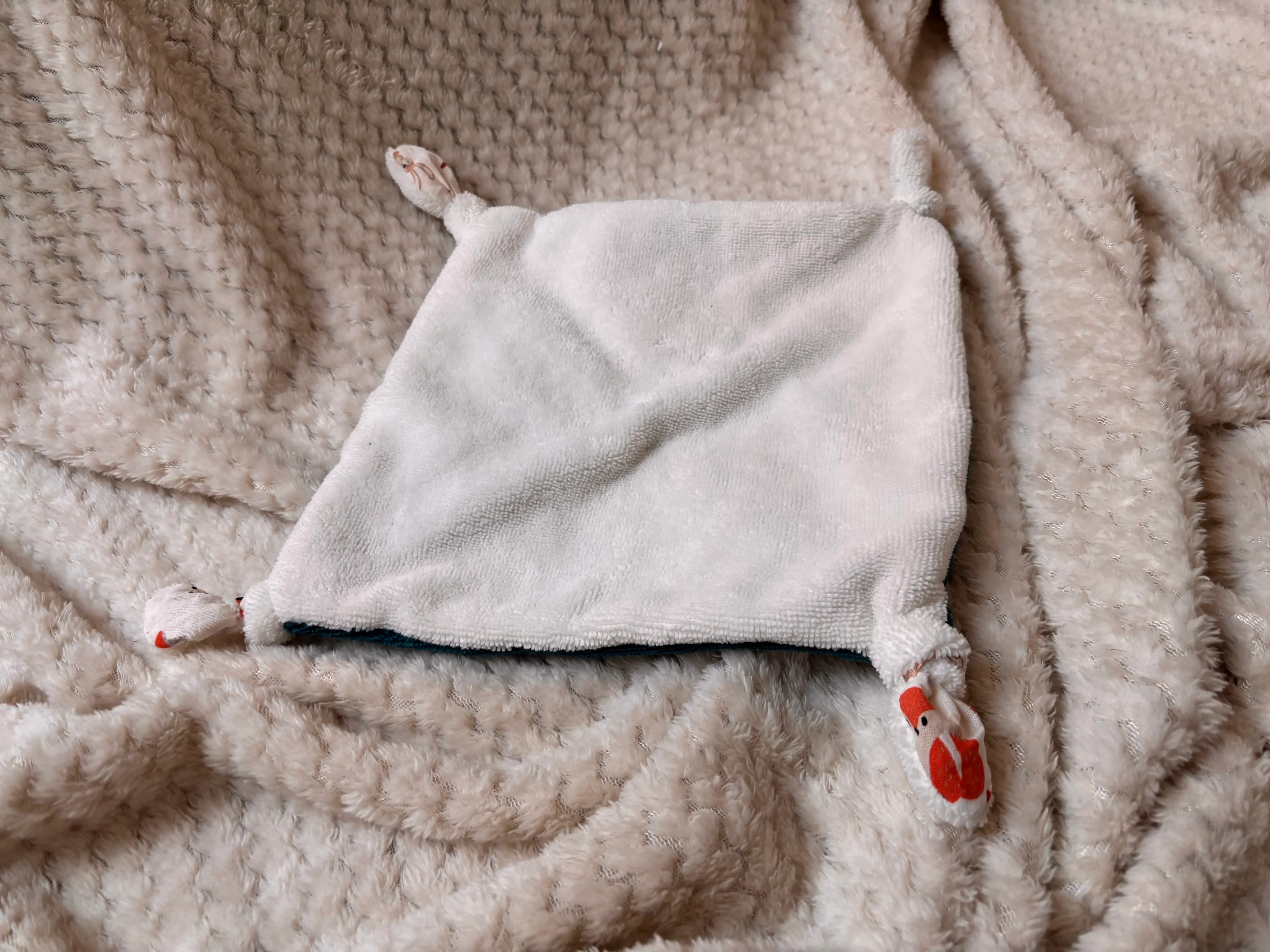 Doudou bébé coton certifié Oeko-Tex fait main – Un Monde Céleste