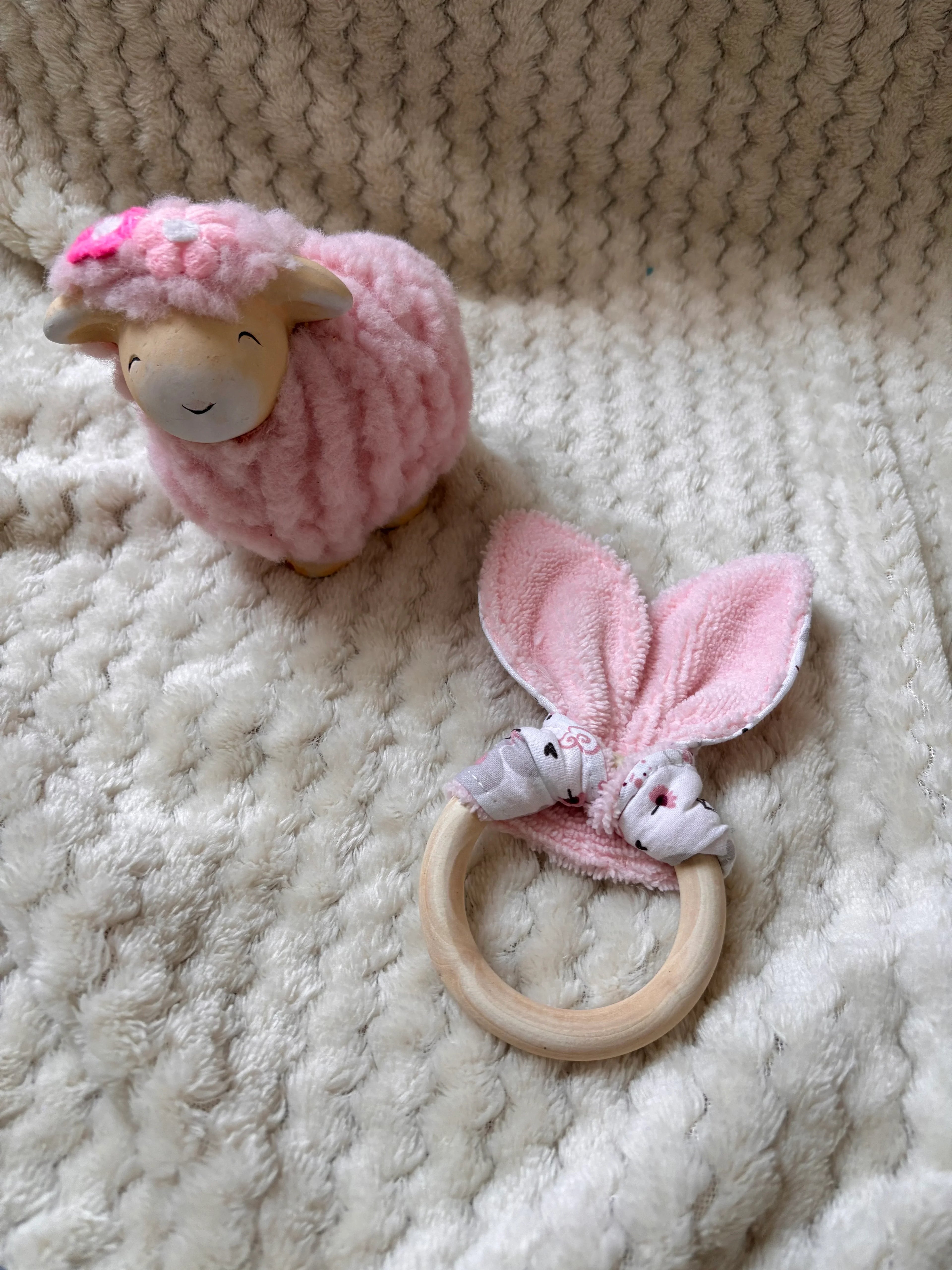 Anneau de dentition bébé en bois naturel, fait main - « Ballet Céleste"