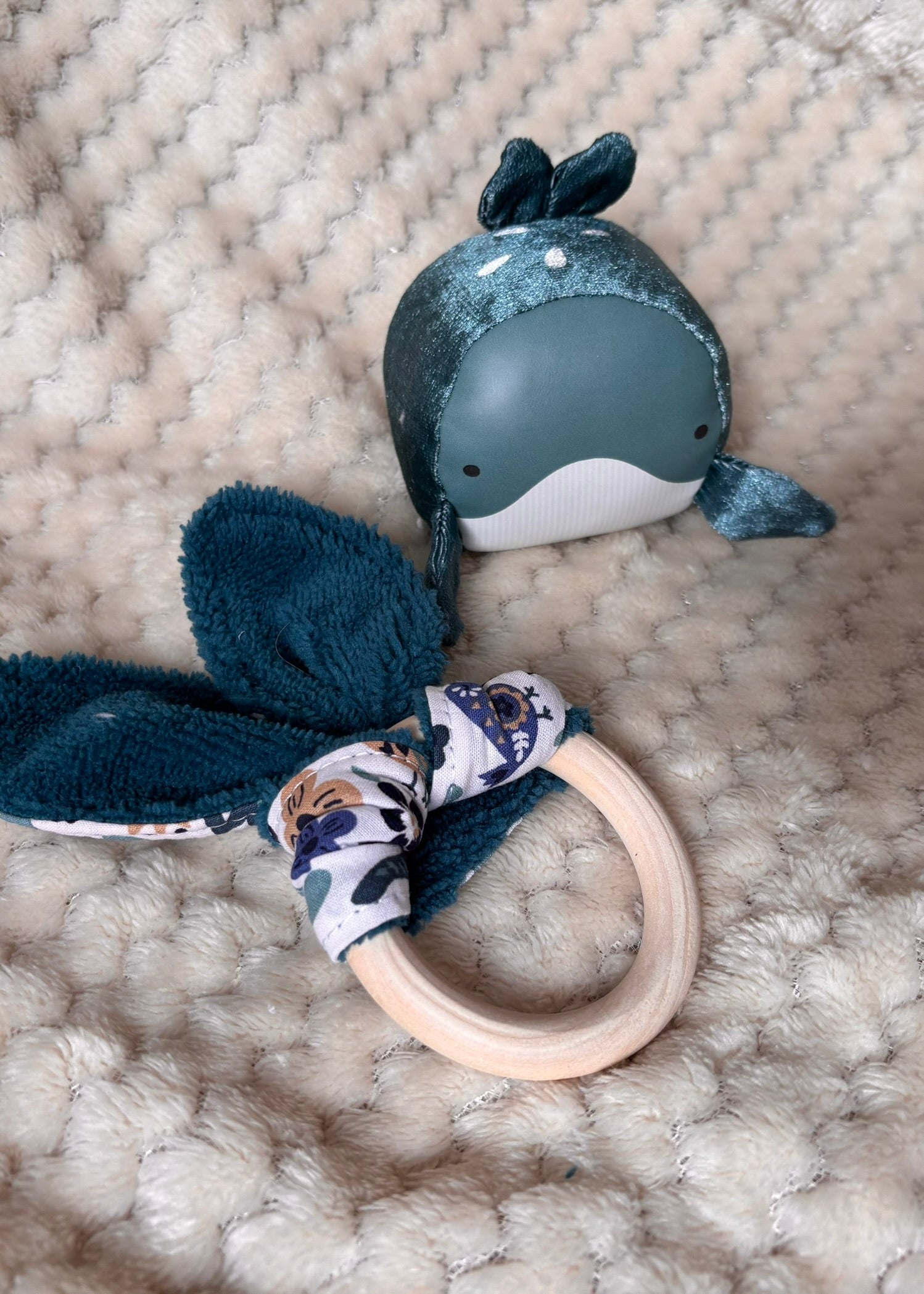 Anneau de dentition bébé en bois naturel, fait main - « Forêt Stellaire"
