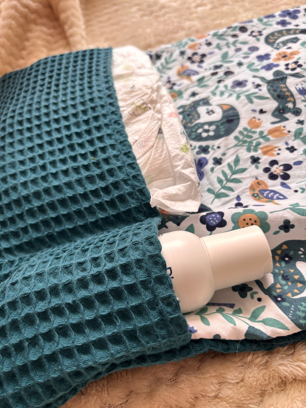 Tapis à langer nomade fait main "Forêt stellaire"